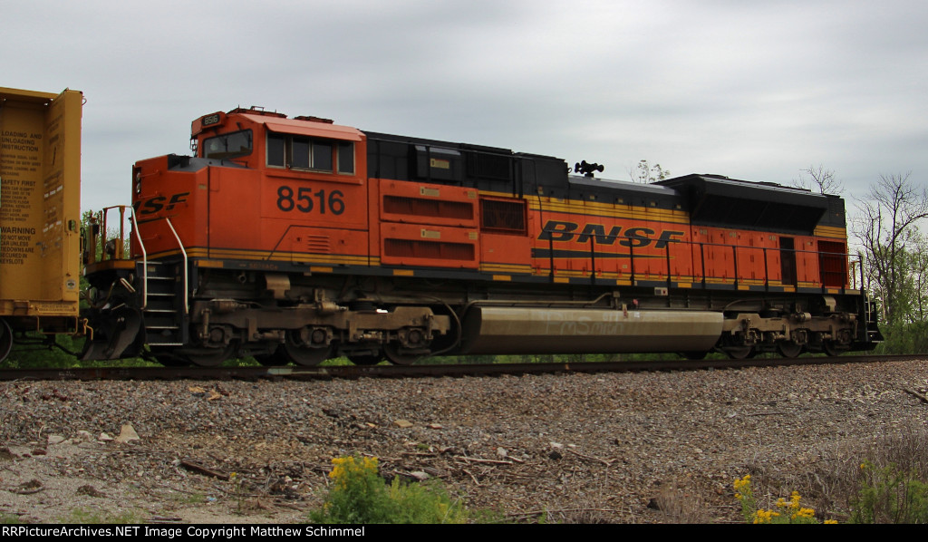 BNSF 8516 - DPU